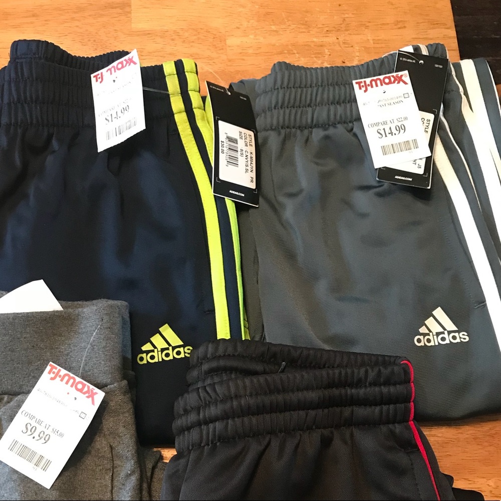 Boys size 8 sweatpants.